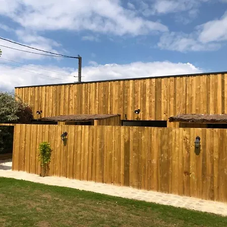 Domaine Les Petits Bois Seminaire 36 Couchages Avec Piscine Privee 31 Degres בית נופש Clermont-Creans