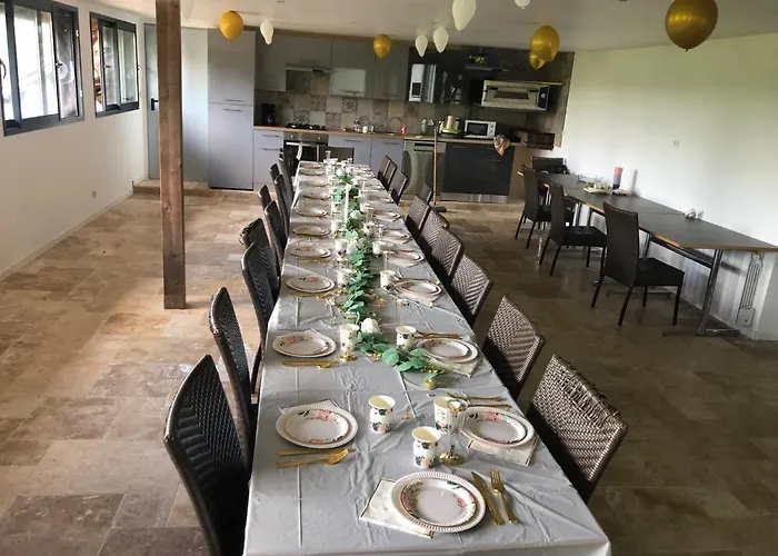 Domaine Les Petits Bois Seminaire 36 Couchages Avec Piscine Privee 31 Degres *