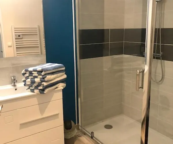 Semesterbostad Domaine Les Petits Bois Seminaire 36 Couchages Avec Piscine Privee 31 Degres Clermont-Creans